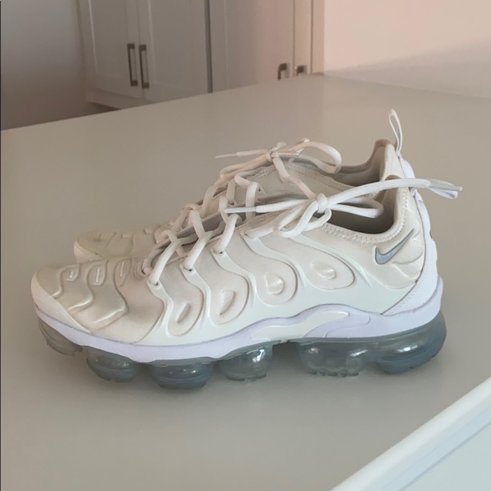 Nike Air Vapormax Plus Triple White- make an offer